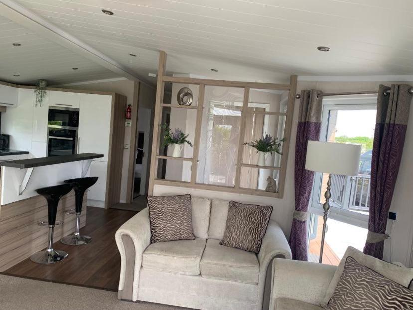 Muscovy Lodge With Hot Tub At Tattershall Lakes Country Park מראה חיצוני תמונה