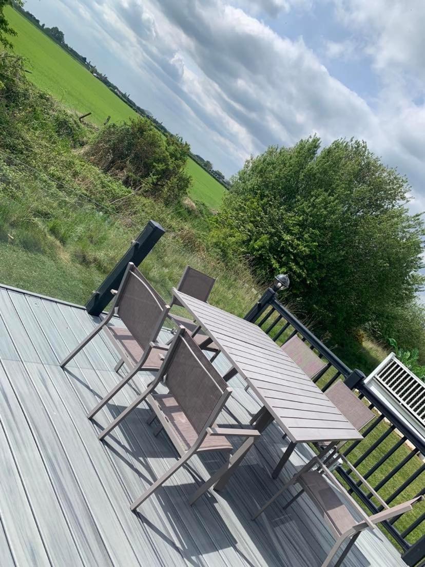 Muscovy Lodge With Hot Tub At Tattershall Lakes Country Park מראה חיצוני תמונה